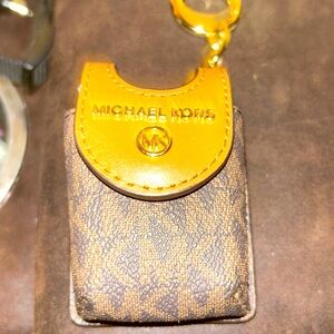 Mk hand sanitizer case